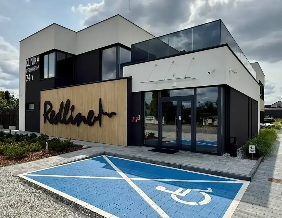 Klinika Redline zdjęcie od frontu